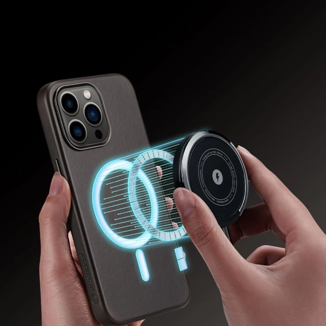 Kožený kryt Dux Ducis Naples pro iPhone 13 Pro Max (kompatibilní s MagSafe) tmavě hnědý