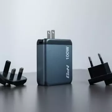 Ładowarka sieciowa Verbatim GaN 100W 3xUSB-C/USB-A + Adapter