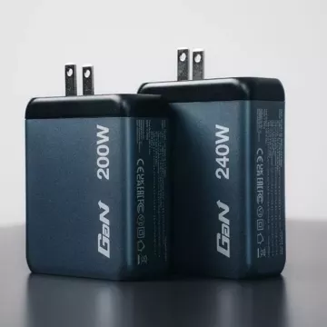 Ładowarka sieciowa Verbatim GaN 200W 3xUSB-C/USB-A + Adapter 