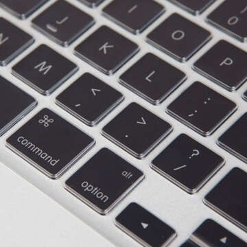 Nakładka ochronna Alogy osłonka silikonowa na klawiaturę USA do Apple Macbook Air 13 M1 2019-2020 Przezroczysta