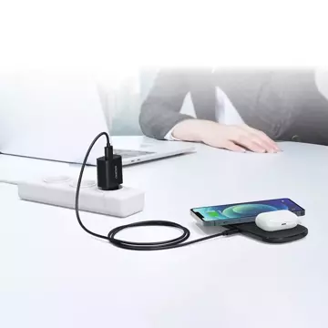 Choetech rýchlonabíjačka Quick Charge 3.0 18W 3A USB kábel - USB typ C 1m čierny (Q5003)