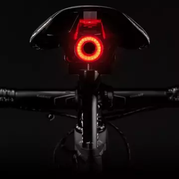 Zadná cyklistická lampa Rockbros TL907Q50 inteligentné osvetlenie na bicykel