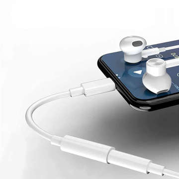 Аудіоперехідник Lightning to mini jack 3,5 мм для iPhone Перехідник J-002 Білий